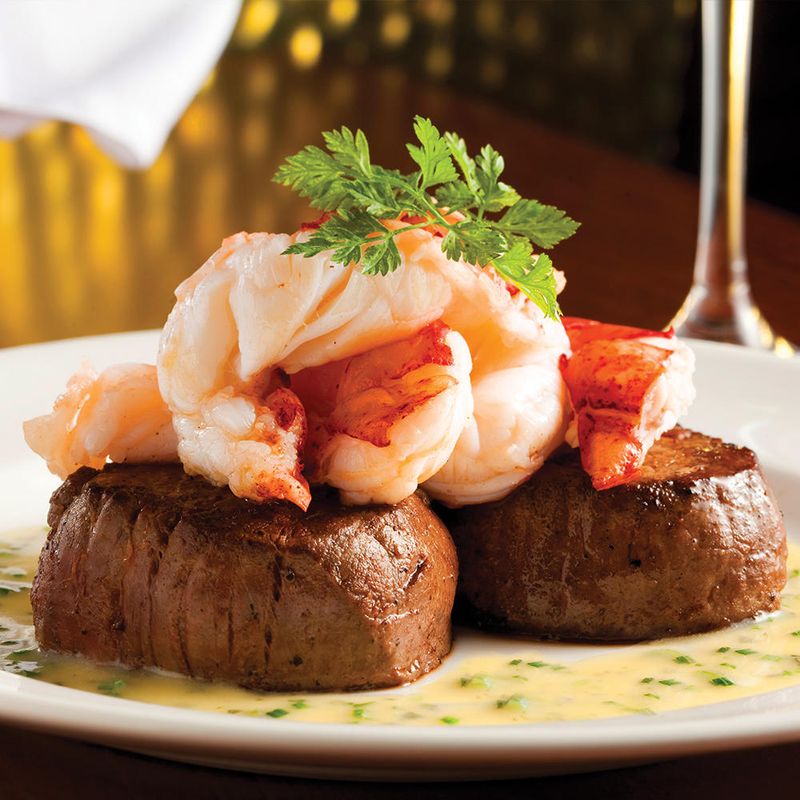 Weekday Lunch Has Its Own Appeal Weekday Lunch Has Its Own Appeal