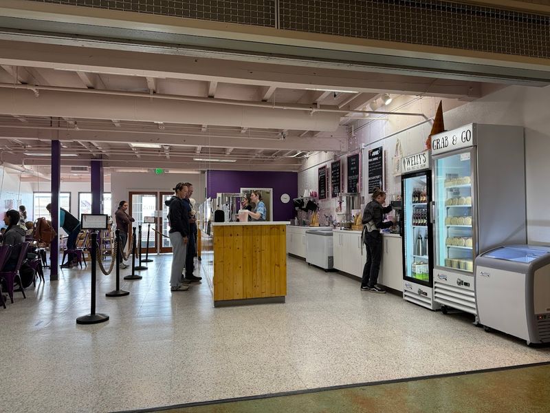 Welly's Real Fruit Ice Cream - Port Angeles