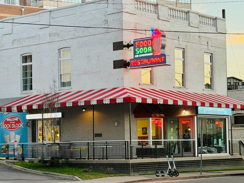 Elliston Place Soda Shop – Nashville