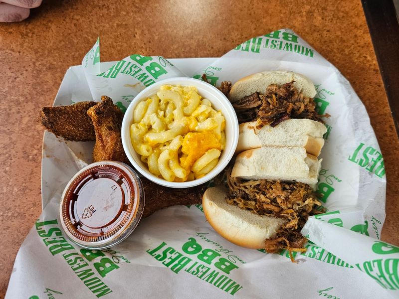 Midwest Best BBQ And Creamery, Loveland