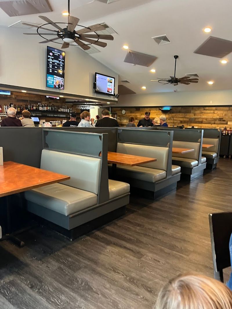 Lefty’s Diner, Harbor Beach