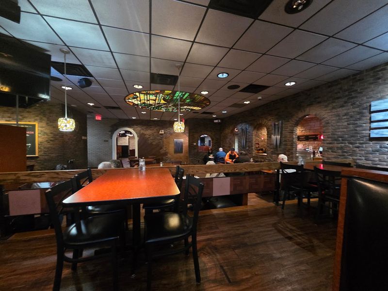 Waterloo Restaurant, Akron