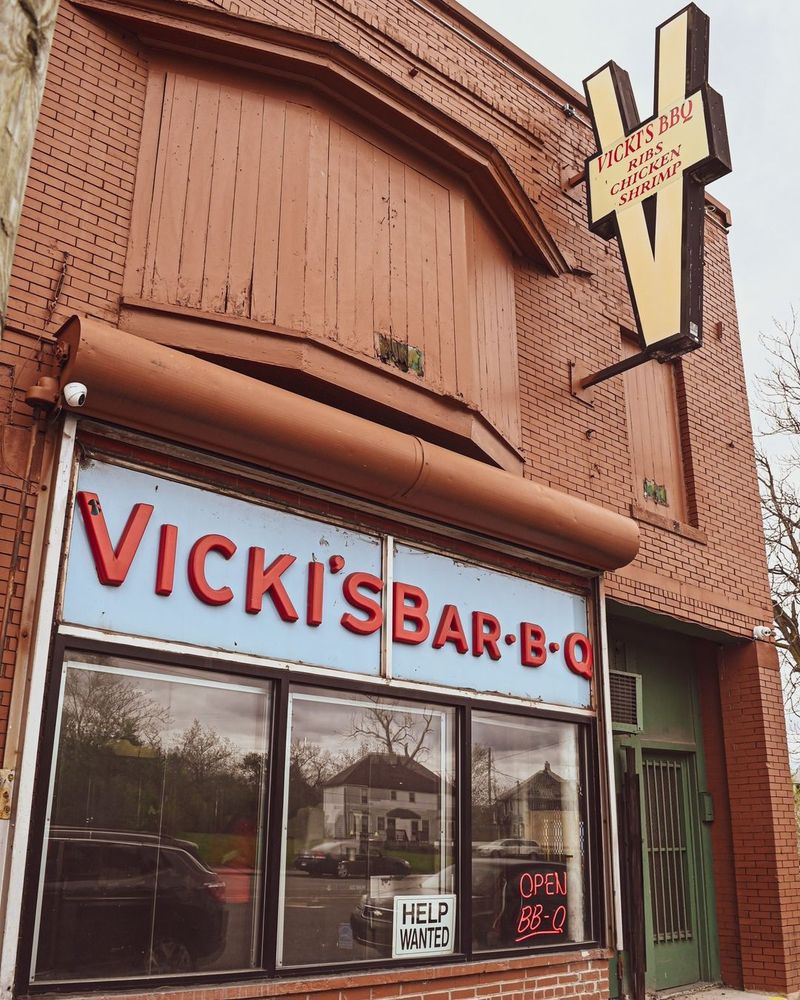 Vicki’s Bar B Q, Detroit