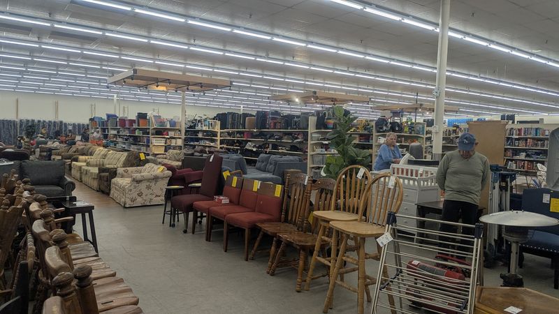 Milford Thrift Store, Milford, OH