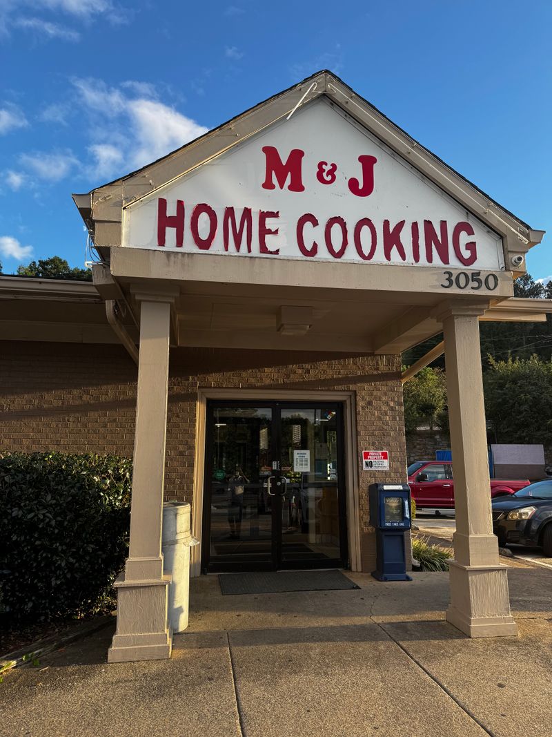 Hornets Country Buffet