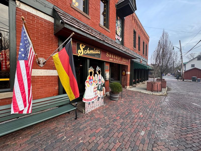 Schmidt's Sausage Haus und Restaurant, Columbus