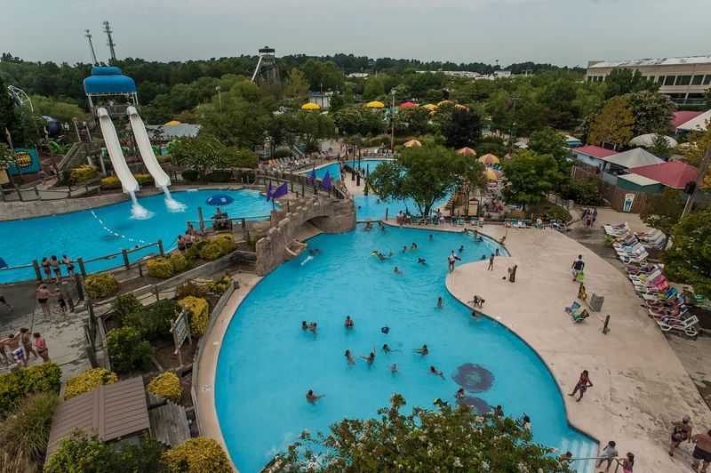 Wet 'n Wild Emerald Pointe