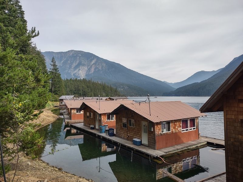 What The Floating Cabins Are Actually Like What The Floating Cabins Are Actually Like
