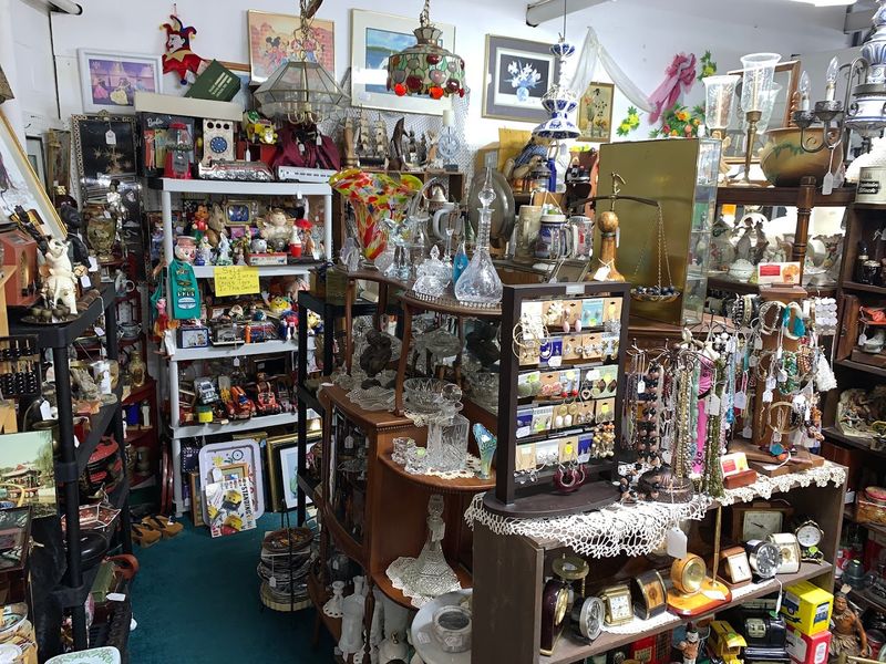 The Atmosphere That Keeps People Coming Back