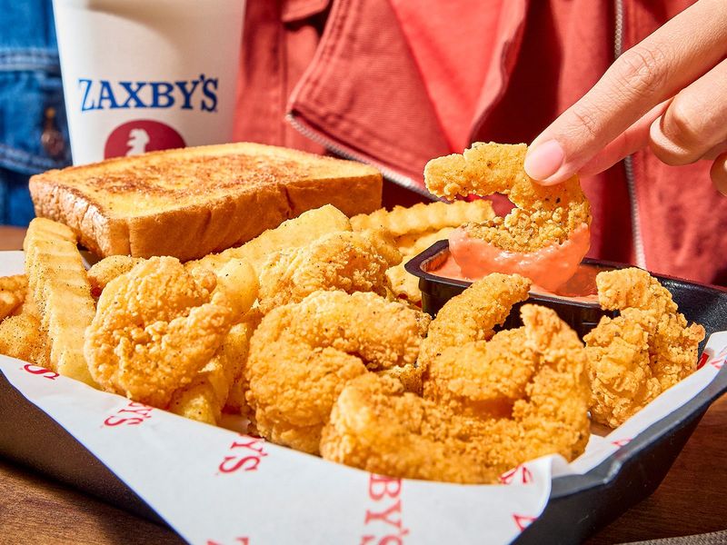 Zaxby's: Saucy Chicken with Southern Charm