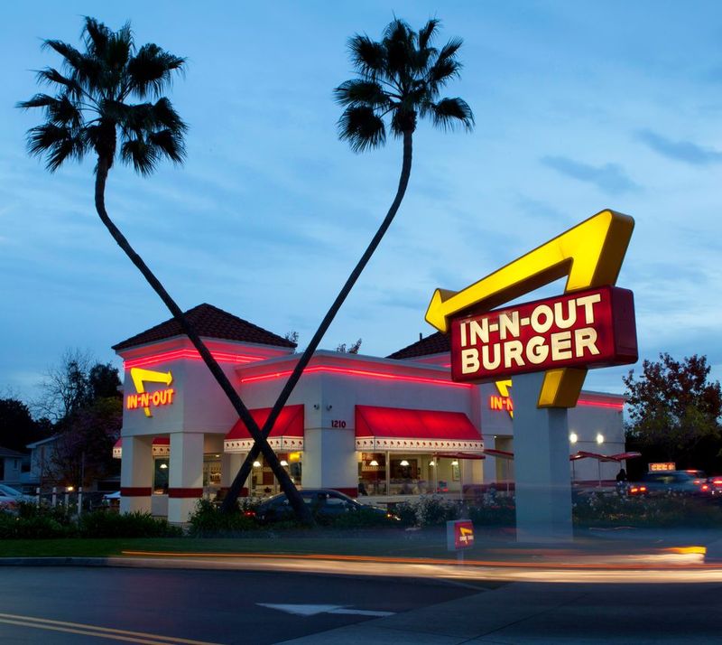 The Original Showdown: Whataburger vs. In-N-Out