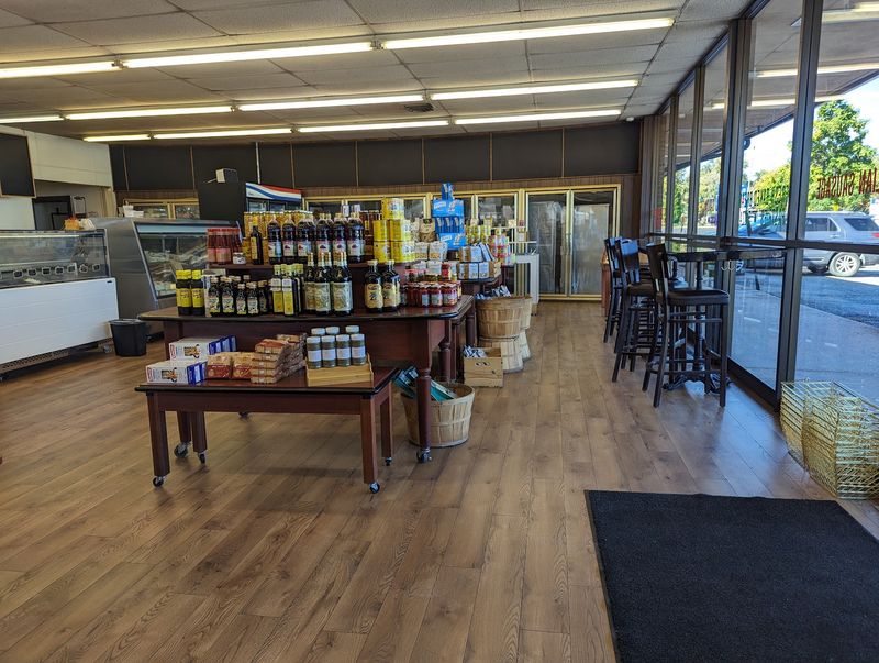 Wheat Ridge Has A Market That Handles Lunch And Dinner