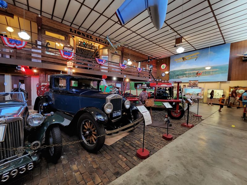 Wheels O' Time Museum