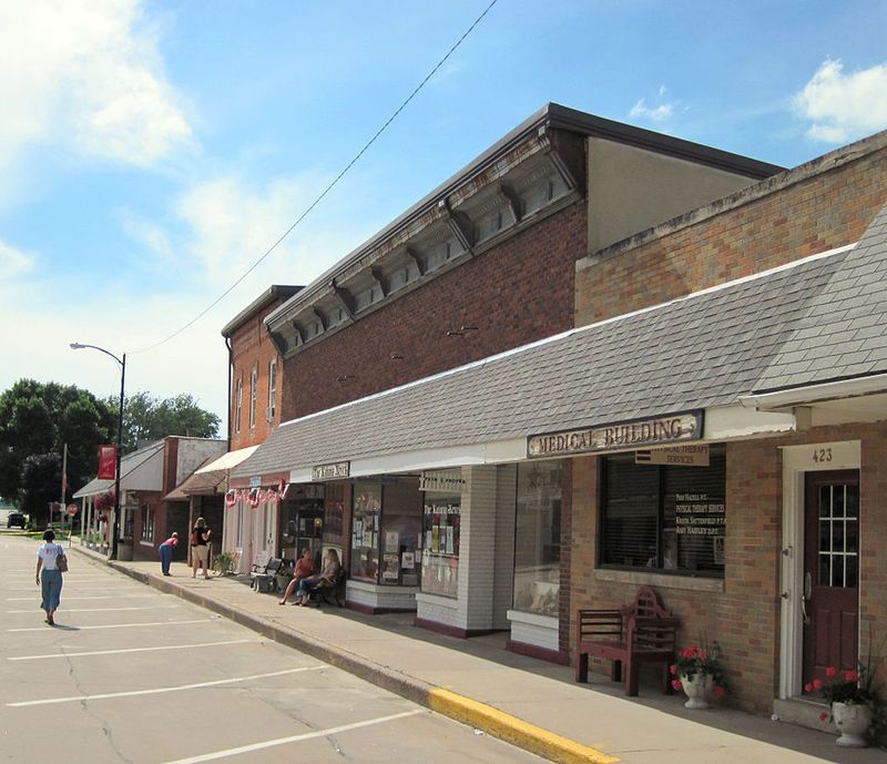  When The Whole Town Becomes The Attraction