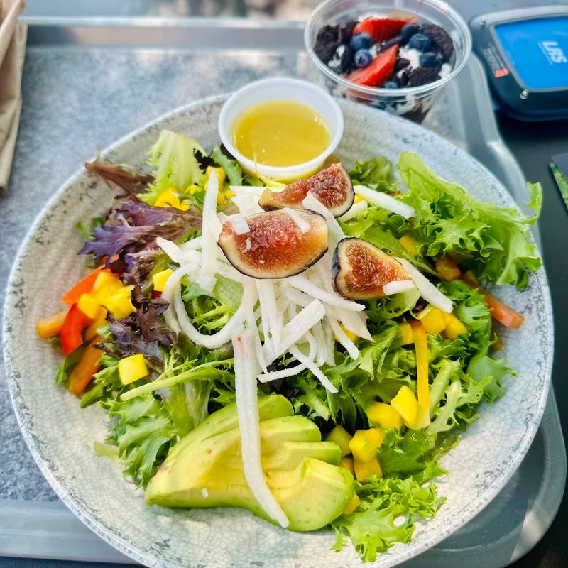 Fresh, Seasonal Flavors