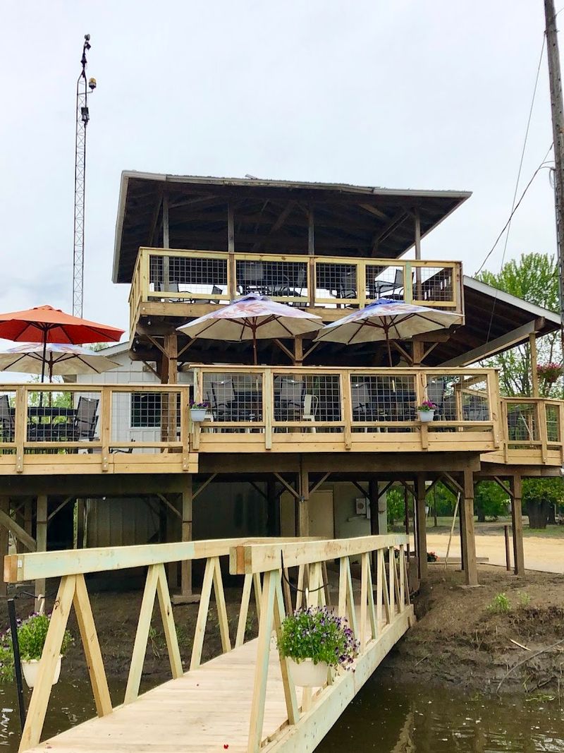 When To Grab A Deck Table