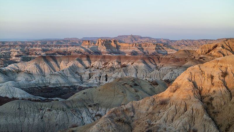 Where Ancient Earth Leaves Clues In Plain Sight
