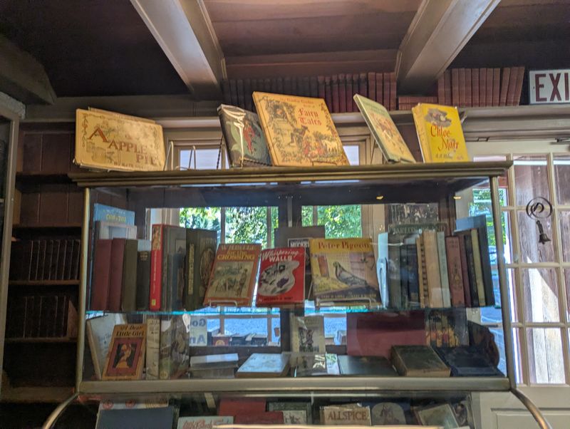 Treasures Hiding in Every Corner