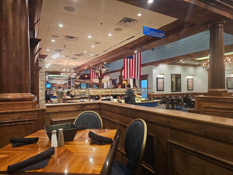 Where Nautical Charm Meets Dining Delight