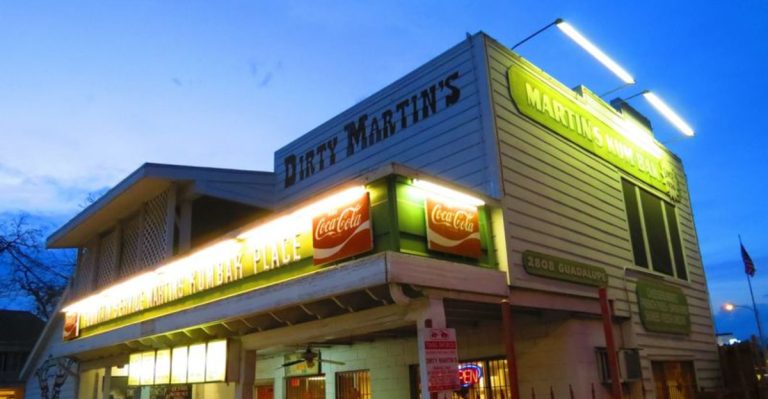 Where To Find 11 Iconic Cheap Eats In Texas That Locals Actually Recommend
