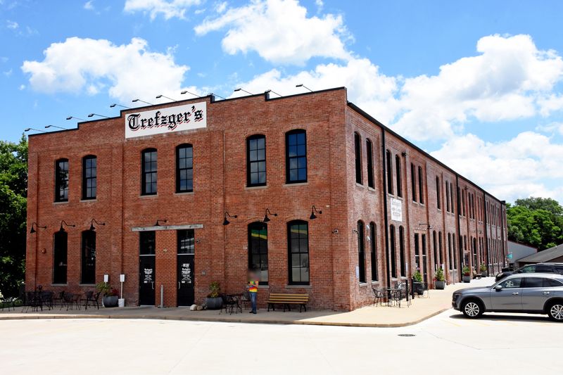 Where To Find This Central Illinois Sweet Spot