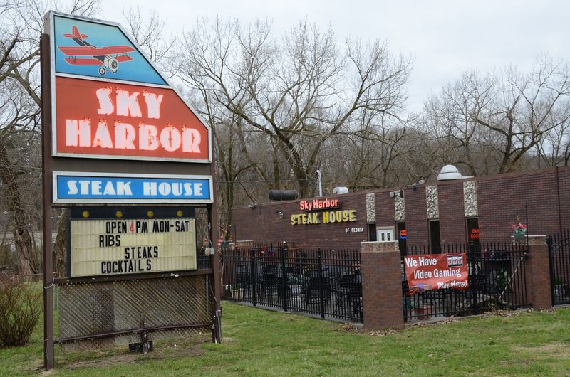 Where To Find This Retro Fish House