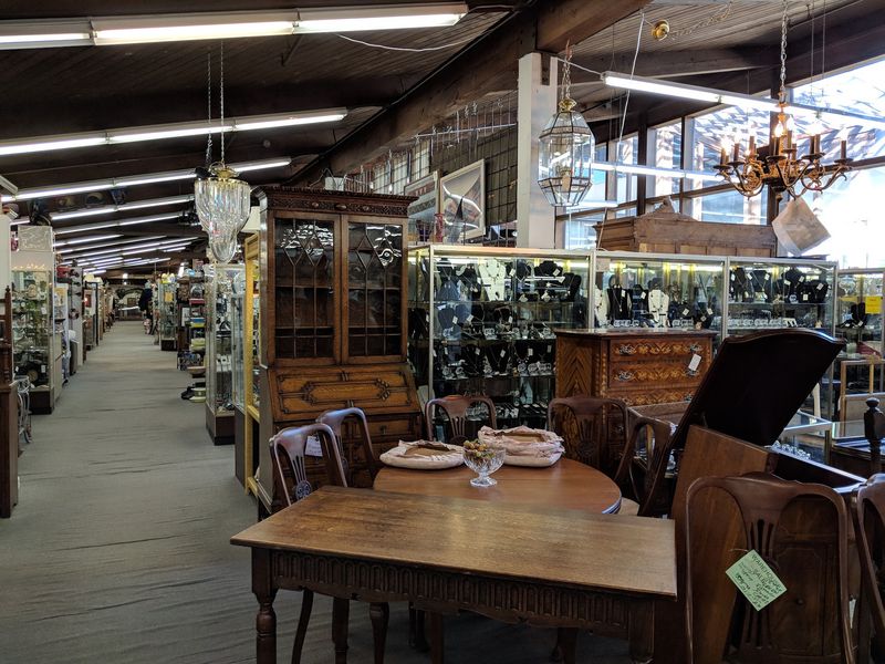 Where the Bargains Live Along Highway 99