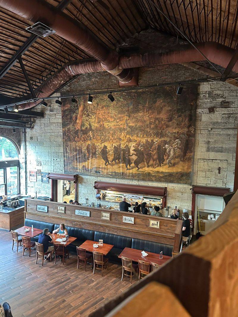 Two Brothers Roundhouse – Aurora (205 N Broadway)