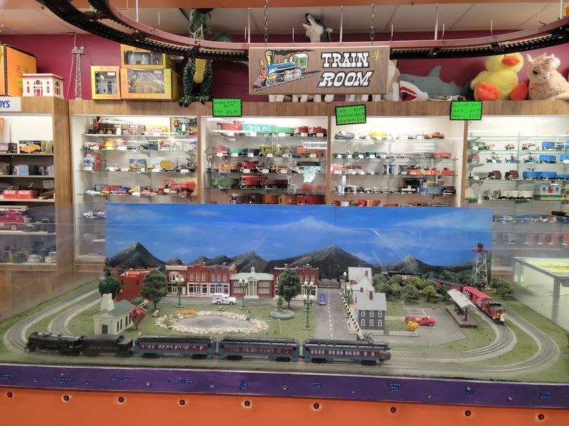 Whistle Stop Hobby & Toy Inc.