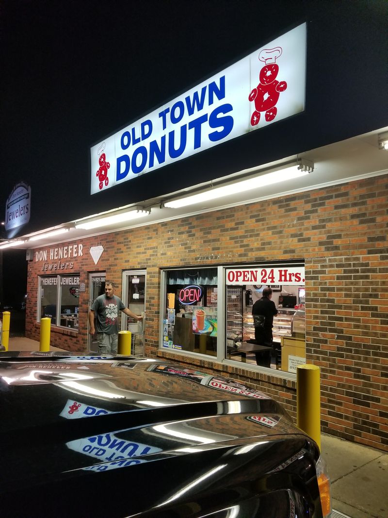 Old Town Donuts — Florissant