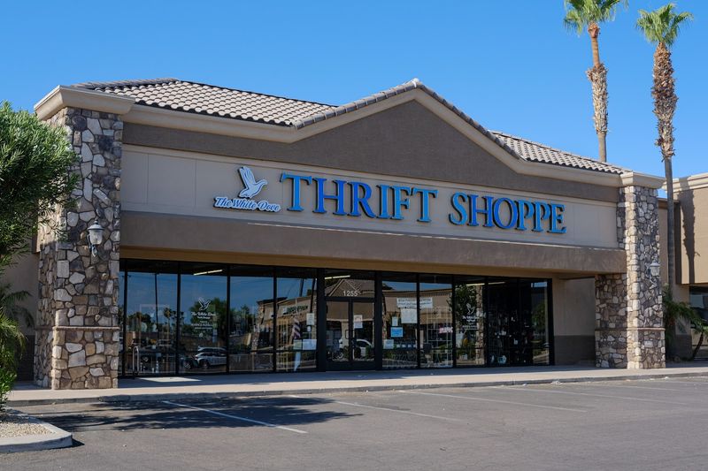 White Dove Thrift Shoppe, Mesa, AZ