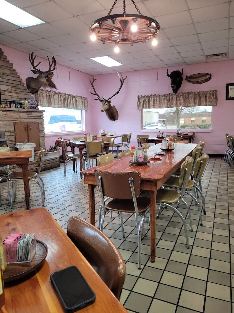 Neal's Cafe, Springdale