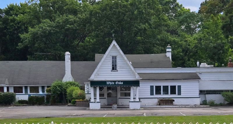 White Oaks Restaurant, Westlake