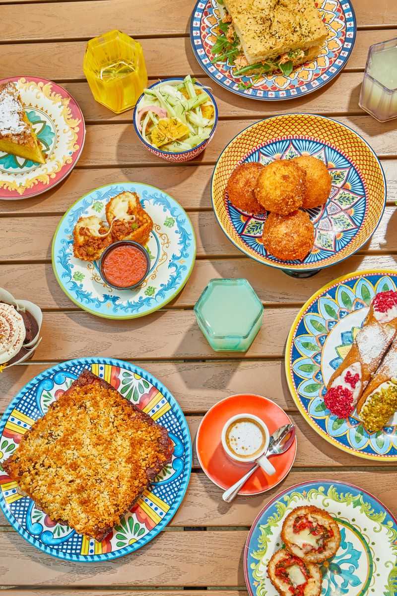 Sfera Sicilian Street Food – Chicago