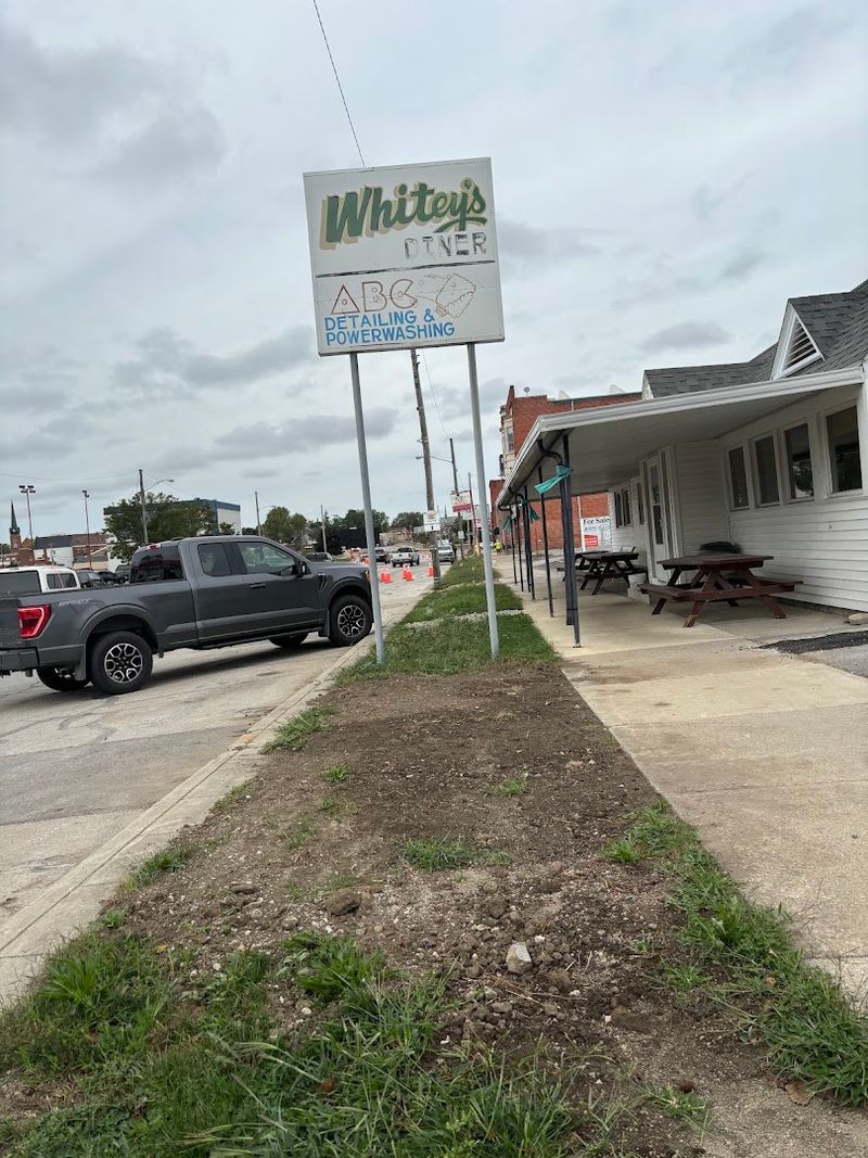 Whitey's Diner, Fremont