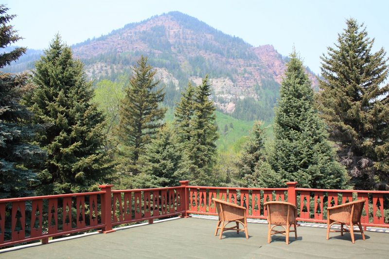 Why Low-Key Feels Romantic