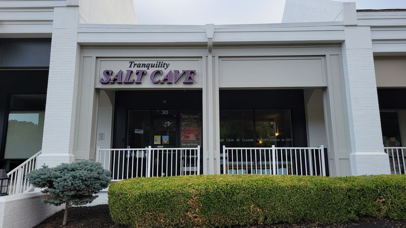 Practical Details: Hours, Booking, and What to Expect