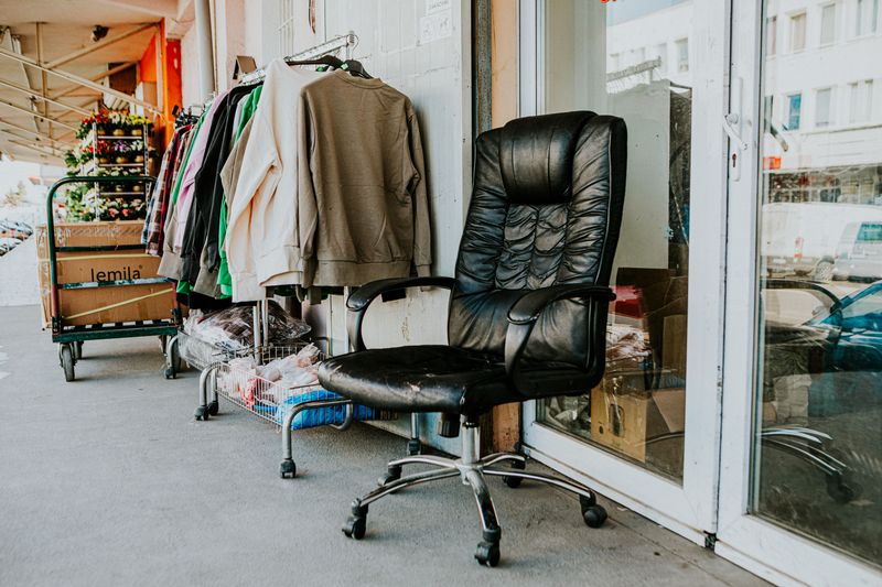 Why Arizona’s Tiny Thrift Stores Are Worth The Detour