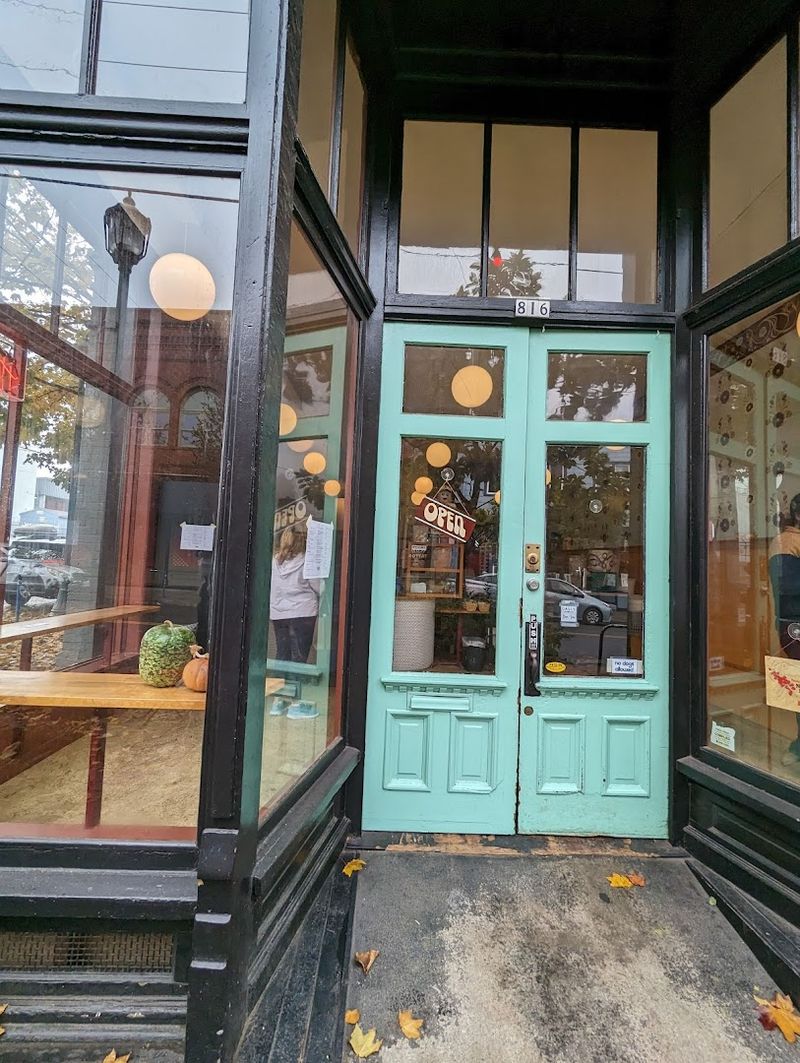 Why Bernstein's Bagels Belongs On Your Portland Itinerary Without Debate