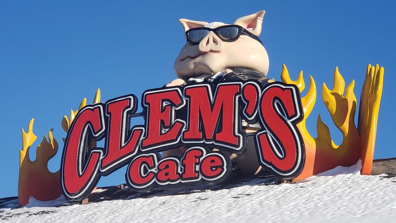 Why Clem's Cafe Keeps Its 4.6-Star Reputation