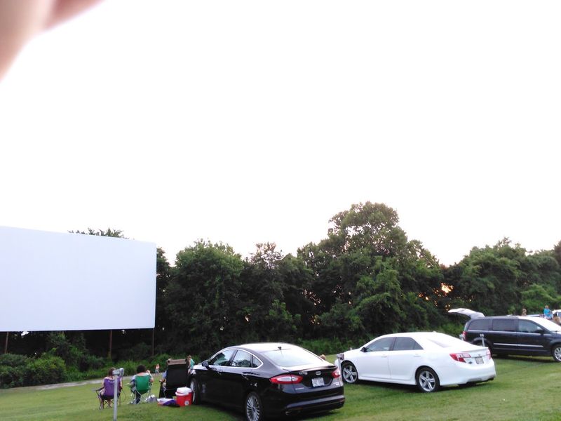 A Night Out That Feels Like Stepping Into The Past