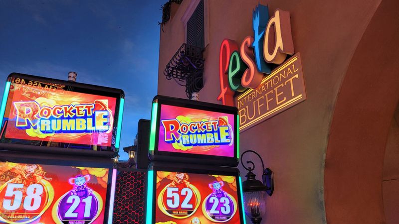 Why Locals Keep Calling This Tucson's Best Buffet