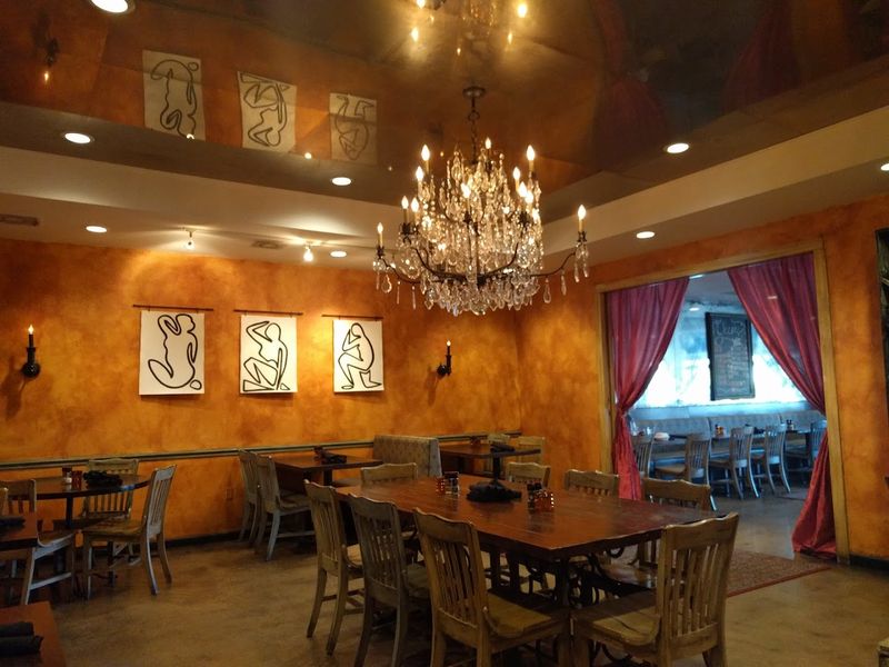 The Unseen Charm Of Dining At This Classic Spot