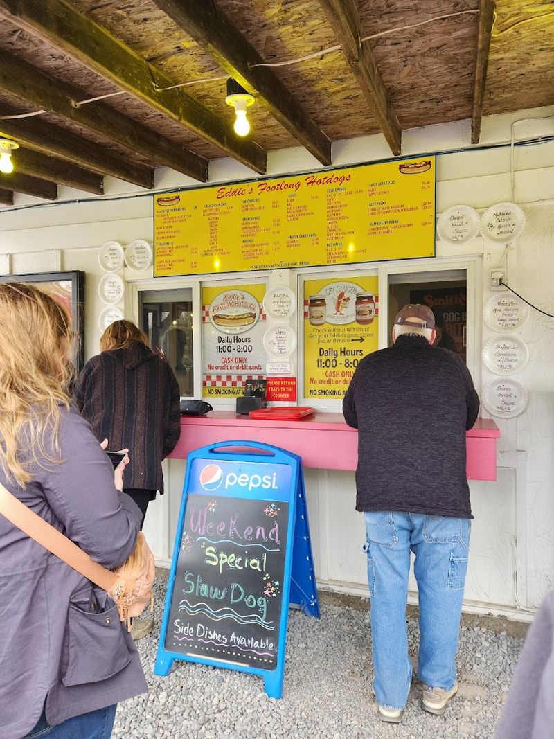Why Ohio Visitors Keep Making The Trip Across The State Line