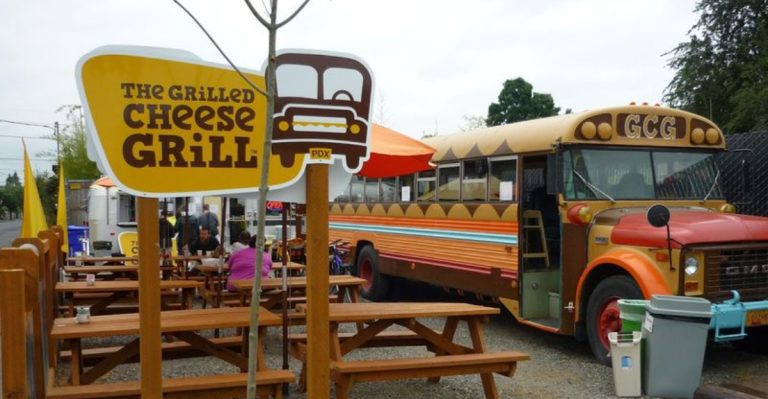 Why Oregonians Say This Grilled Cheese Spot Is Comfort Food At Its Finest