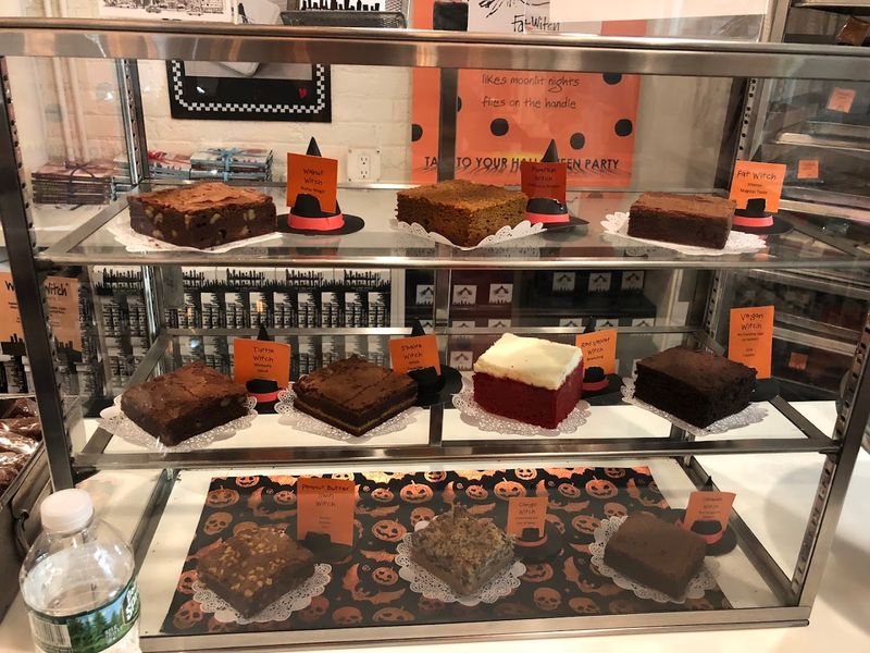 Why Over 2,500 Brownies A Day Still Feel Personal