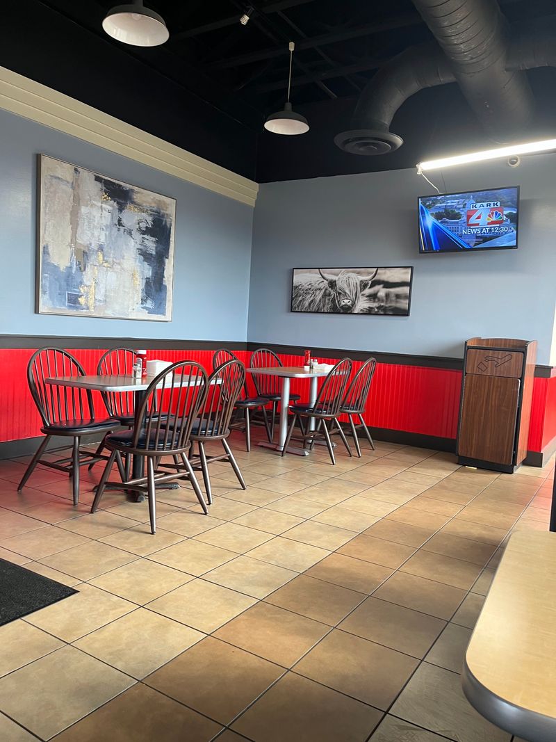 How FRANK'S Burgers Have Become A Local Favorite