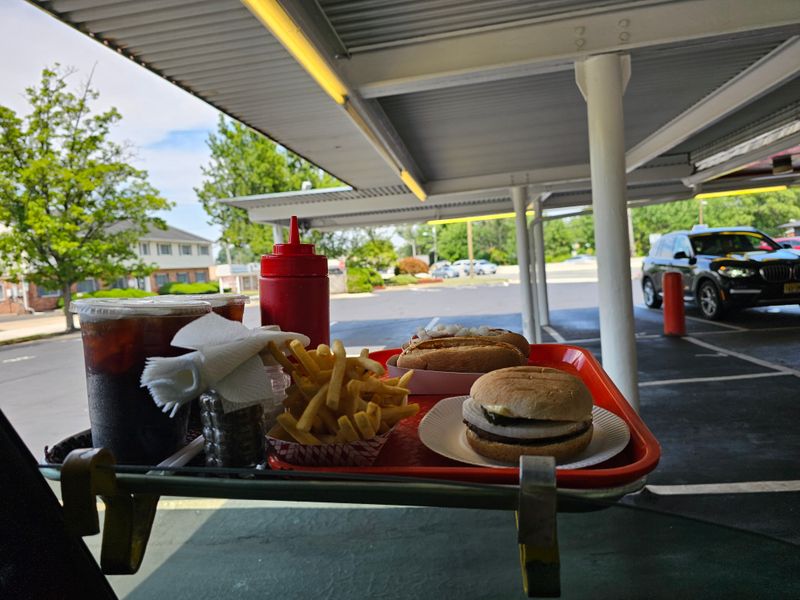 Carhop Service That Makes You Smile