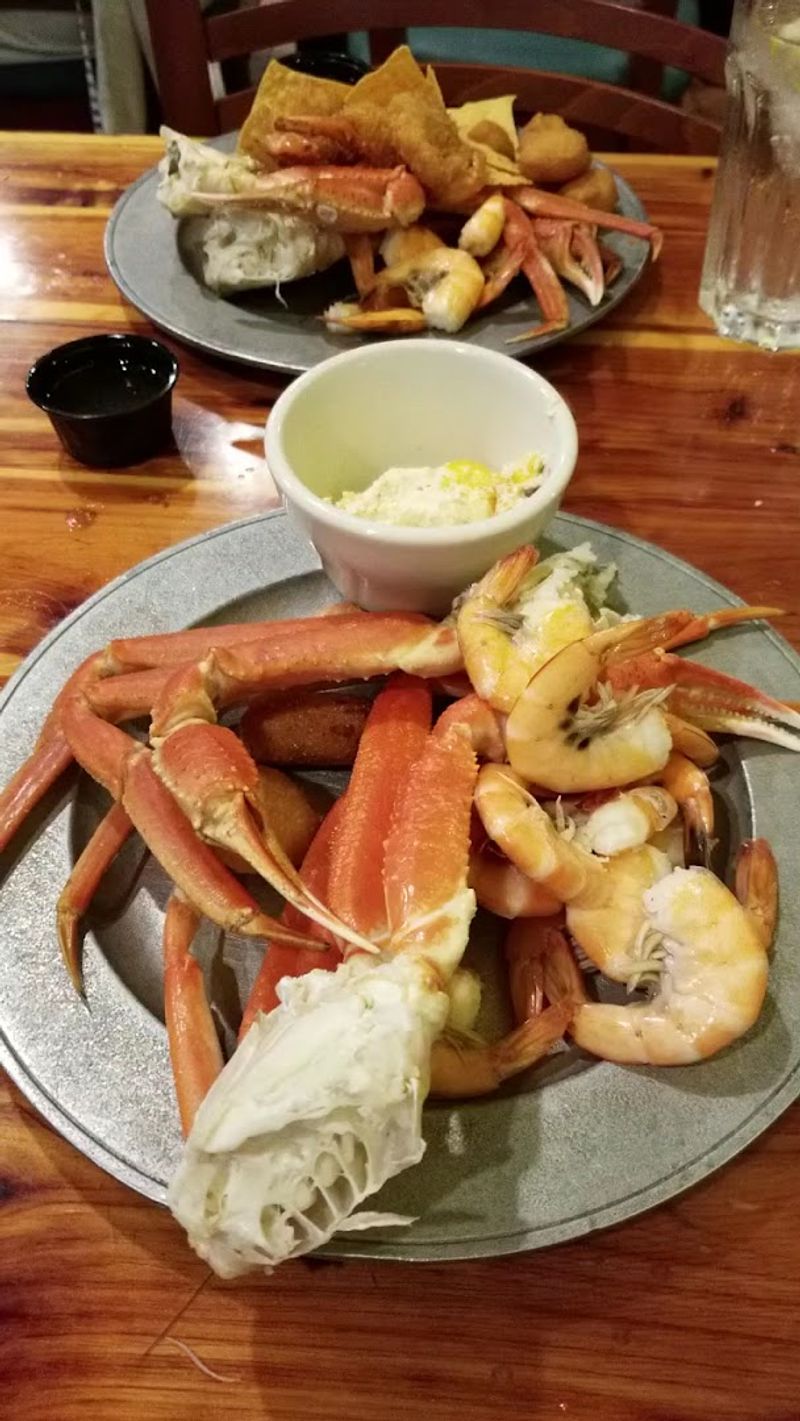 The Crab Legs Situation Deserves Its Own Standing Ovation