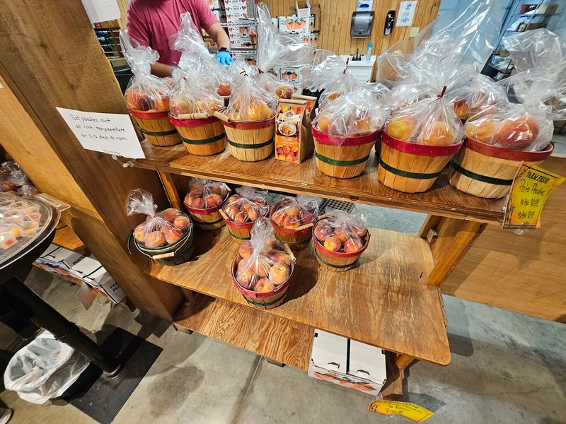 Why The Peach Barn Is The Ultimate Oklahoma Road Trip Stop